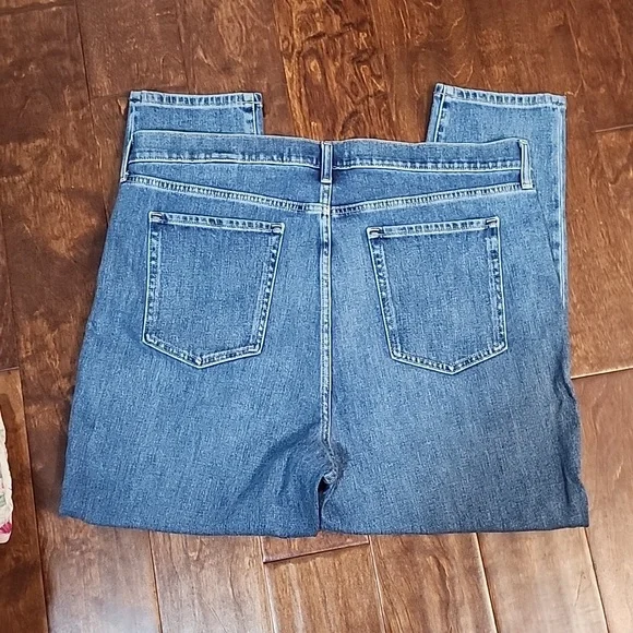 Banana Republic Ultra high rise slim fit premium jeans - Picture 5 of 8